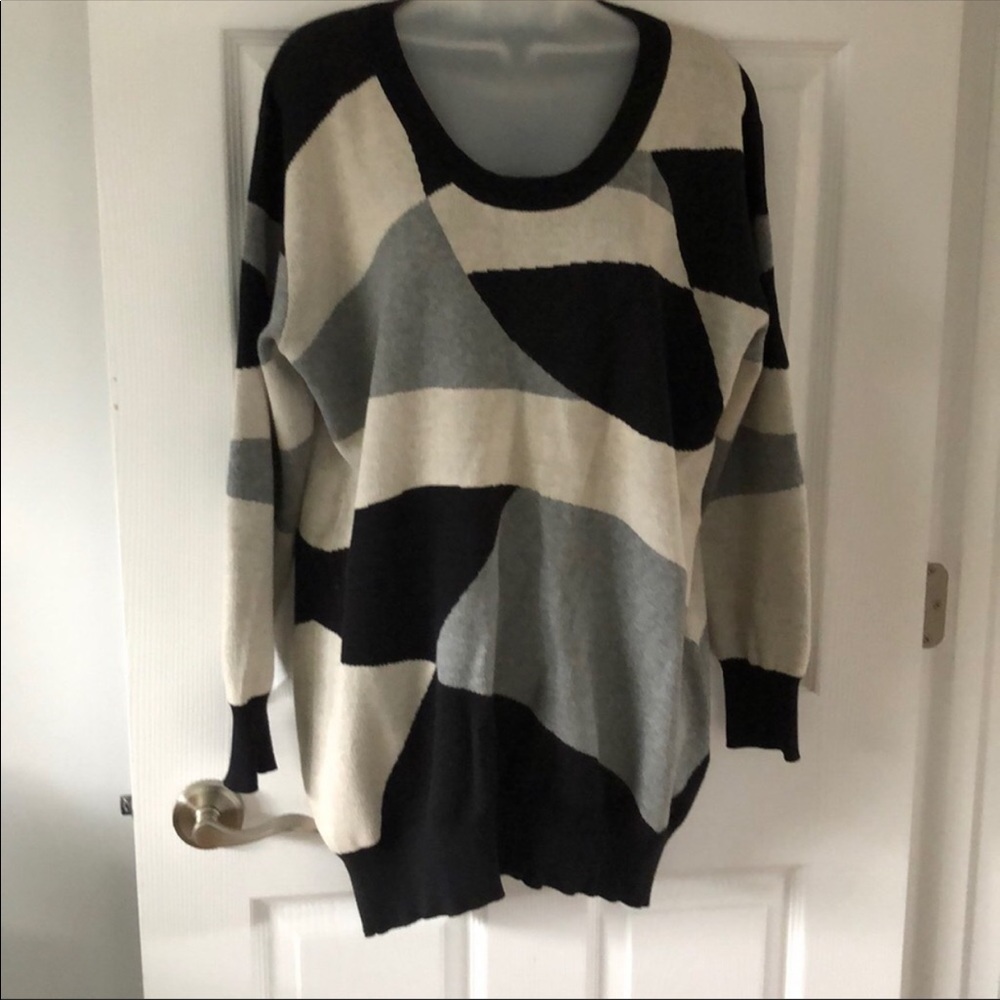H&M Always in style Long sweater Abstract Pattern